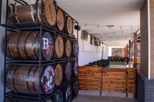 Big Whiskey - Exterior