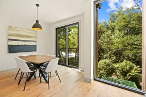 Trailhead Mews - Dining Area