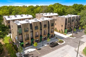 Trailhead Mews - Outside