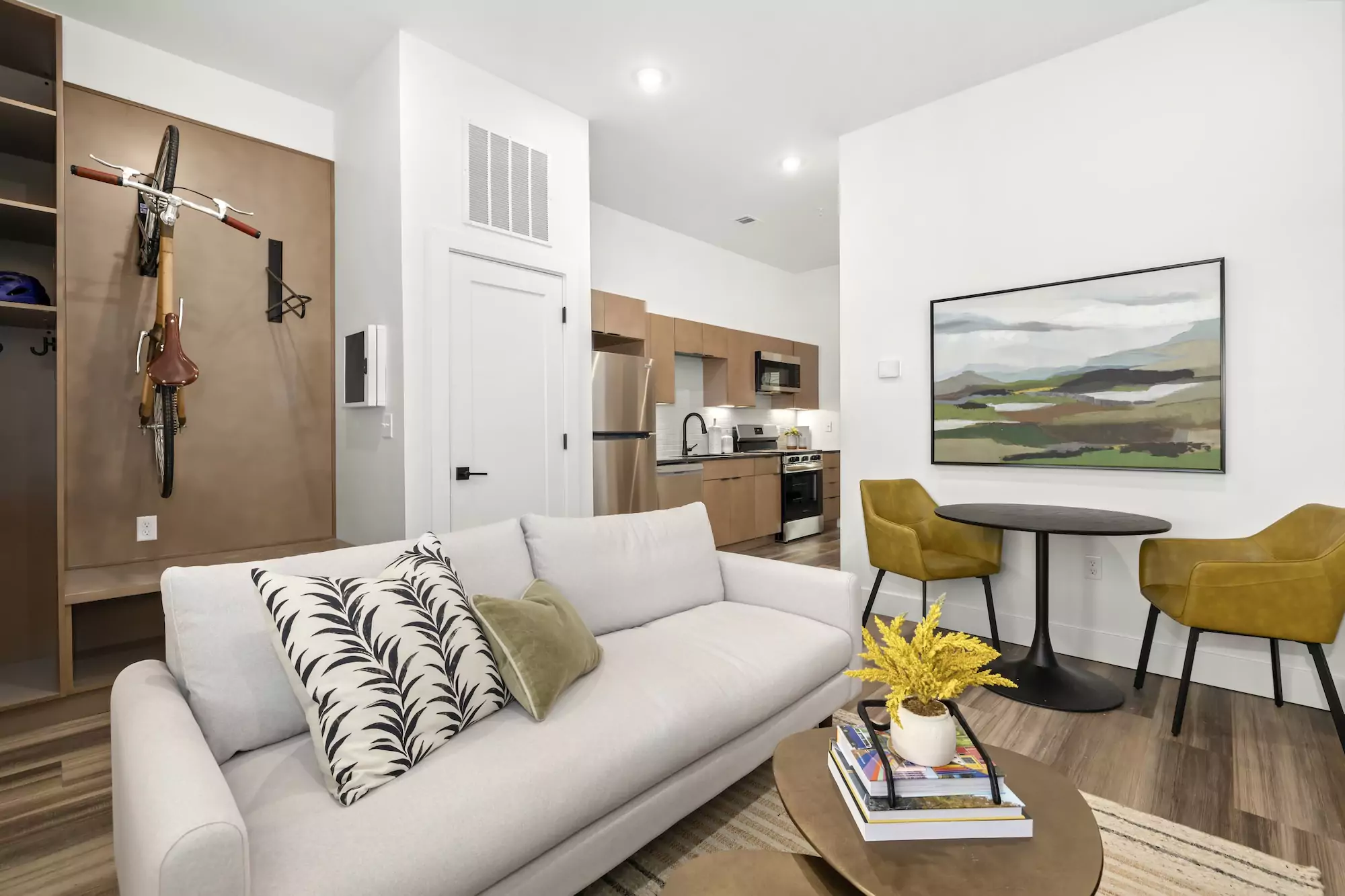 Coler Crossing - Living Room