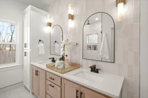 Greenhaw Pocket Neighborhood - Bathroom